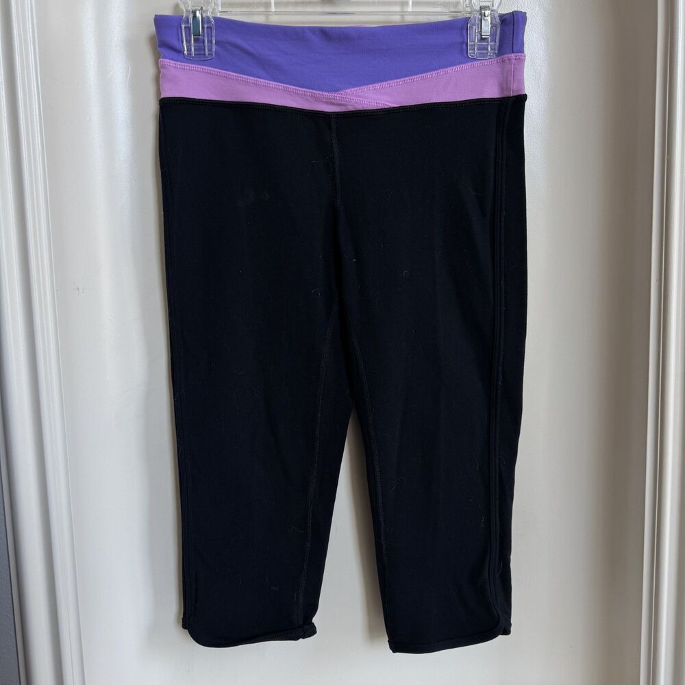 Tek Gear Black Yoga Capris with Pink and Purple Waistband Size Small